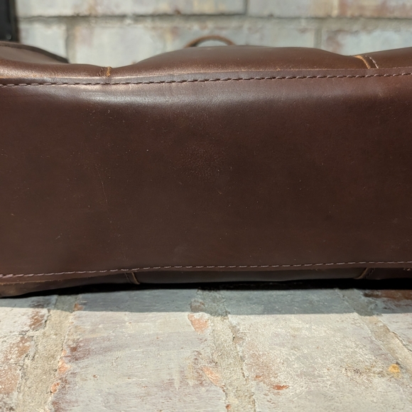 Portland Leather Premium Lola Chocolate Brown Leather Tote - Picture 4 of 10